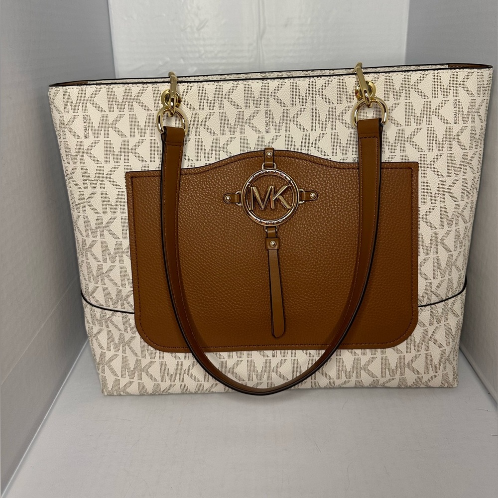 Michael Kors Amy Tote